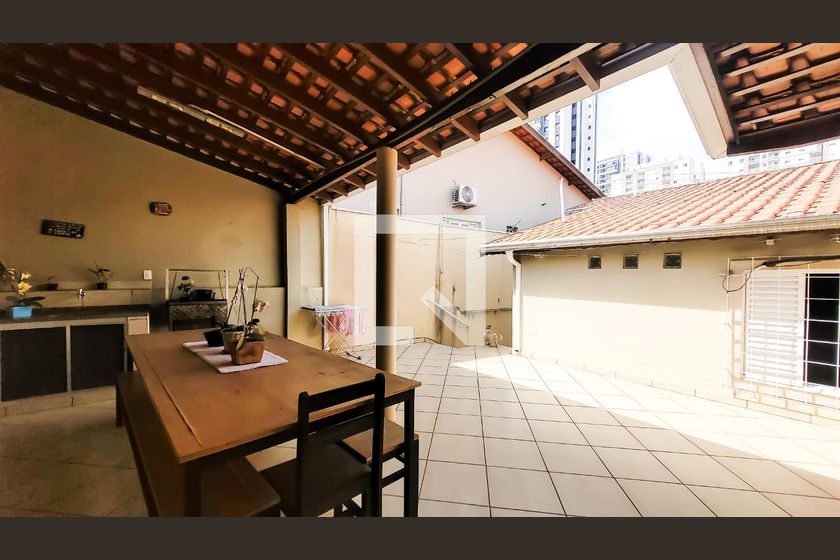 Casa à Venda - Taquaral, 2 Quartos,  170 m2 em , Campinas - sp | SoloBR