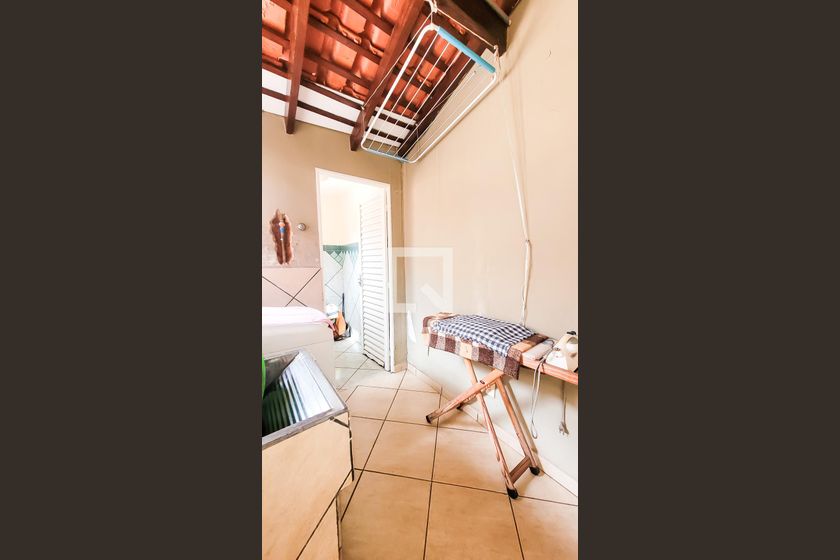 Casa à Venda - Taquaral, 2 Quartos,  170 m2 em , Campinas - sp | SoloBR