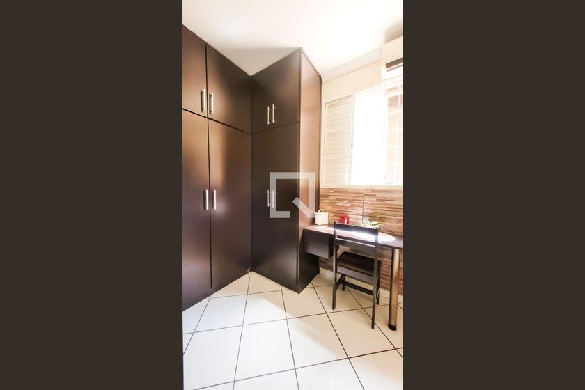 Casa à Venda - Taquaral, 2 Quartos,  170 m2 em , Campinas - sp | SoloBR