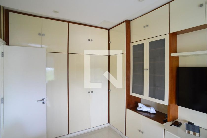 Apartamento, 4 quartos, 210 m² - Foto 35