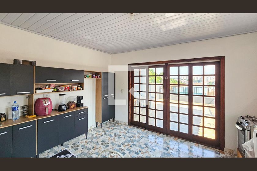 Casa, 3 quartos, 246 m² - Foto 73