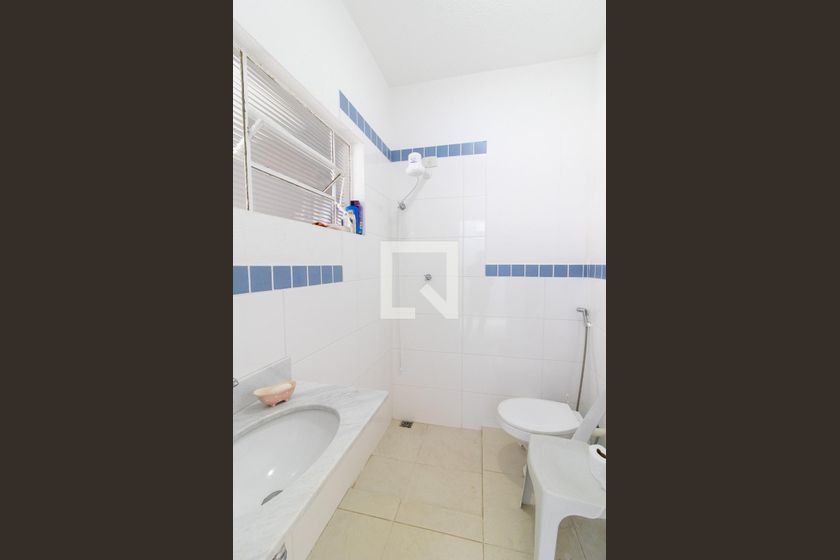 Casa à Venda - Jardim Flamboyant, 3 Quartos,  201 m2 em , Campinas - sp | SoloBR