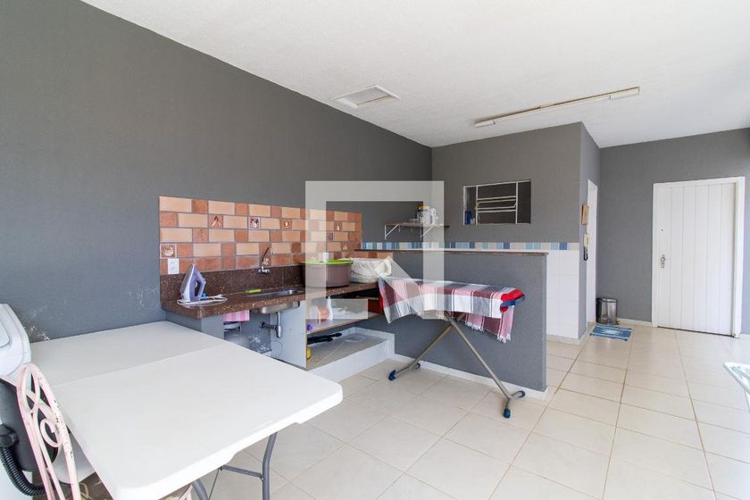 Casa à Venda - Jardim Flamboyant, 3 Quartos,  201 m2 em , Campinas - sp | SoloBR