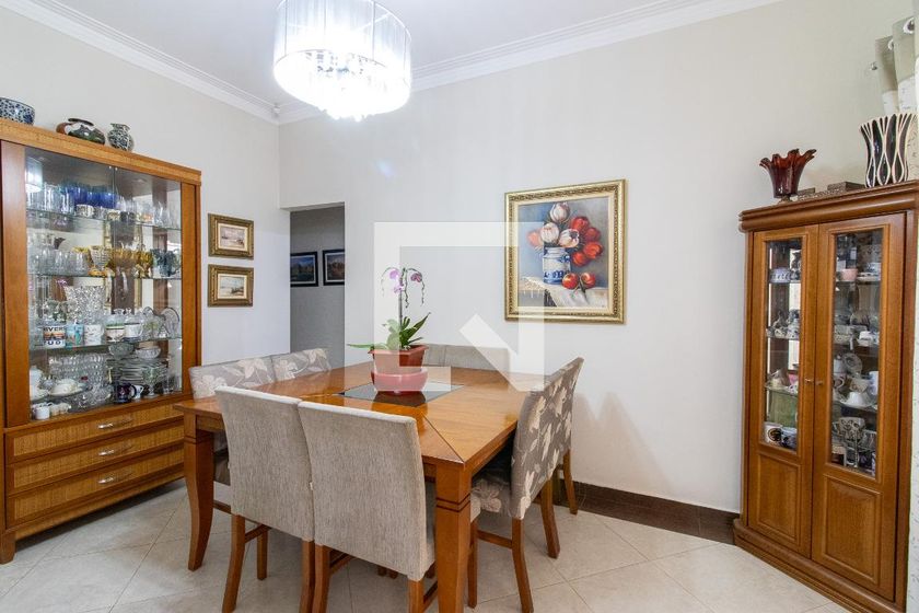 Casa à Venda - Jardim Flamboyant, 3 Quartos,  201 m2 em , Campinas - sp | SoloBR
