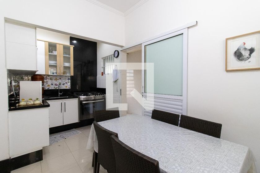 Casa à Venda - Jardim Flamboyant, 3 Quartos,  201 m2 em , Campinas - sp | SoloBR