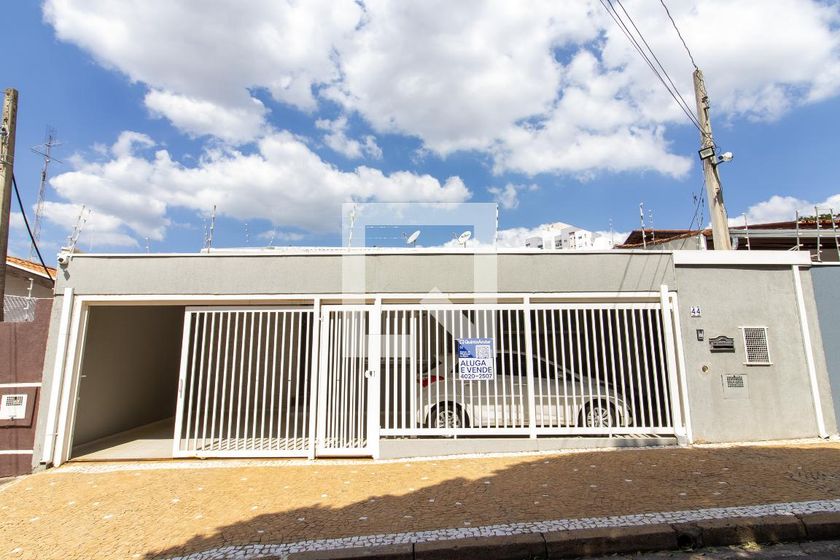 Casa à Venda - Jardim Flamboyant, 3 Quartos,  201 m2 em , Campinas - sp | SoloBR