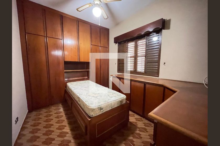 Casa, 4 quartos, 218 m² - Foto 31