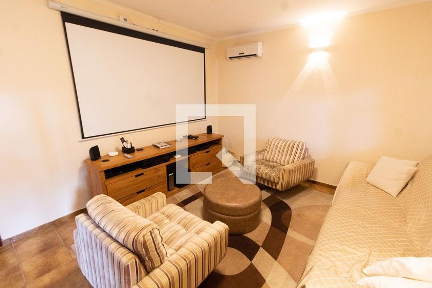 Casa à Venda - Jardim Planalto, 4 Quartos,  250 m2 em , Campinas - sp | SoloBR