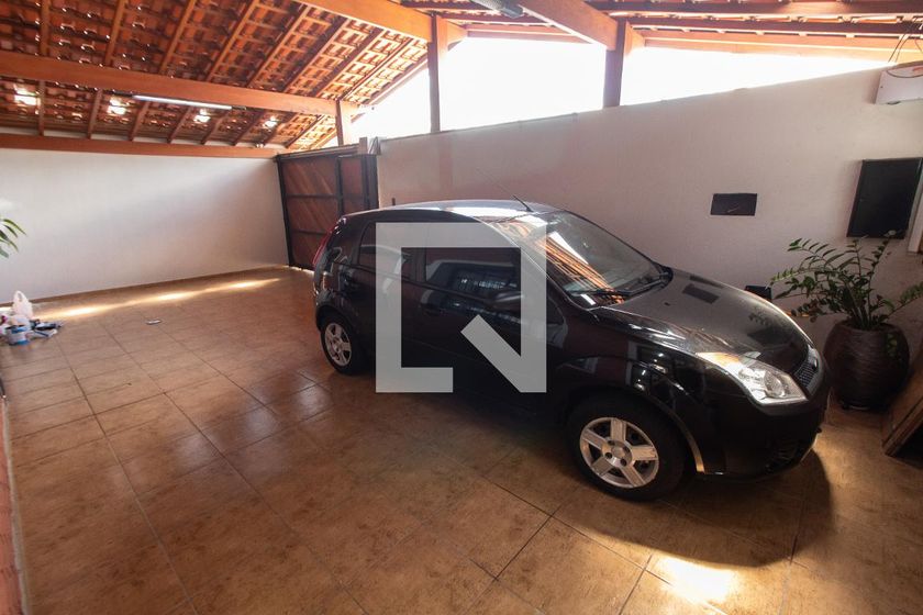 Casa à Venda - Jardim Planalto, 4 Quartos,  250 m2 em , Campinas - sp | SoloBR