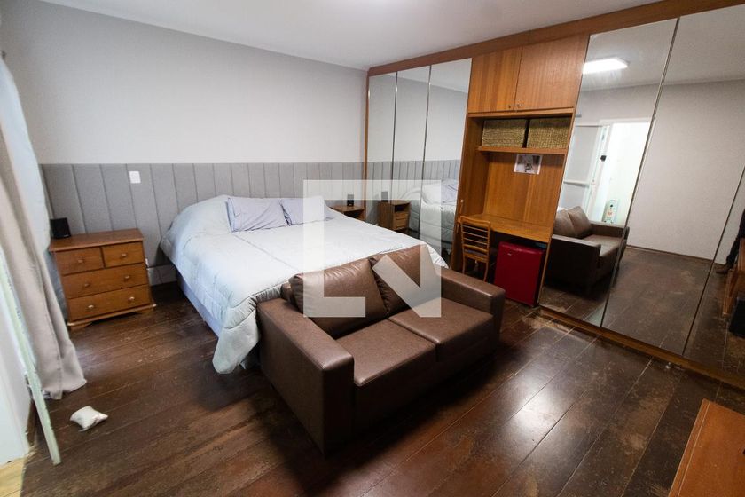 Casa à Venda - Jardim Planalto, 4 Quartos,  250 m2 em , Campinas - sp | SoloBR