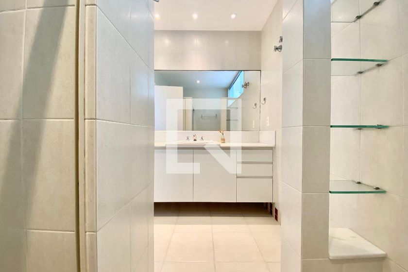 Apartamento, 4 quartos, 197 m² - Foto 49