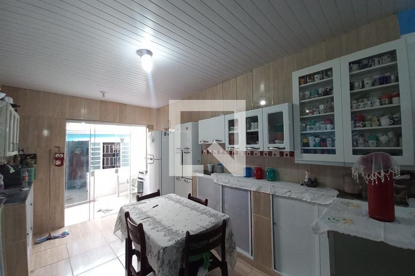Casa à Venda - Jardim do Lago, 5 Quartos,  250 m2 em , Campinas - sp | SoloBR