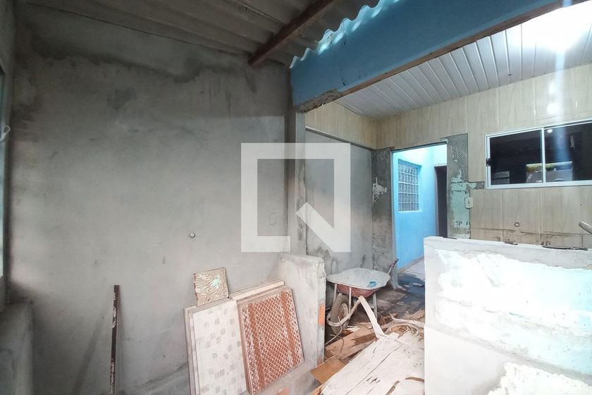 Casa à Venda - Jardim do Lago, 5 Quartos,  250 m2 em , Campinas - sp | SoloBR