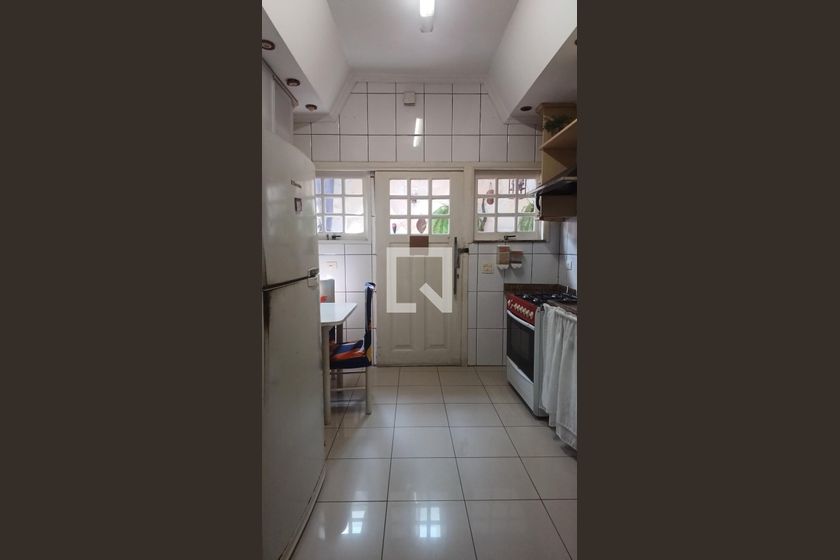 Casa, 3 quartos, 250 m² - Foto 47