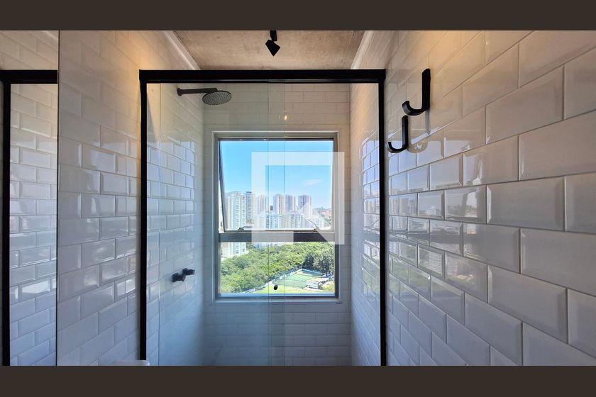 Apartamento à Venda - Cambuí, 1 Quarto,  70 m2 em , Campinas - sp | SoloBR
