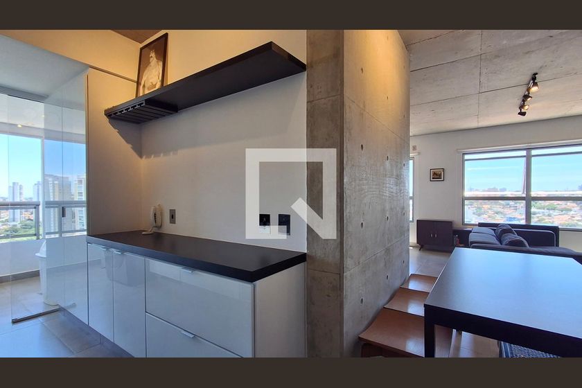 Apartamento à Venda - Cambuí, 1 Quarto,  70 m2 em , Campinas - sp | SoloBR
