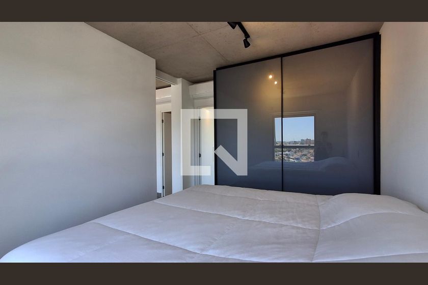 Apartamento à Venda - Cambuí, 1 Quarto,  70 m2 em , Campinas - sp | SoloBR