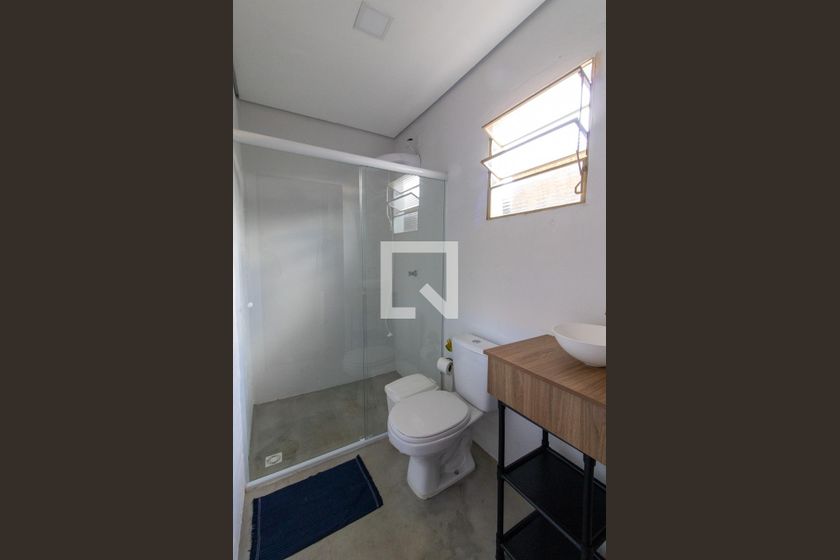 Casa à Venda - Res. Parque dos Alecrins, 1 Quarto,  250 m2 em , Campinas - sp | SoloBR
