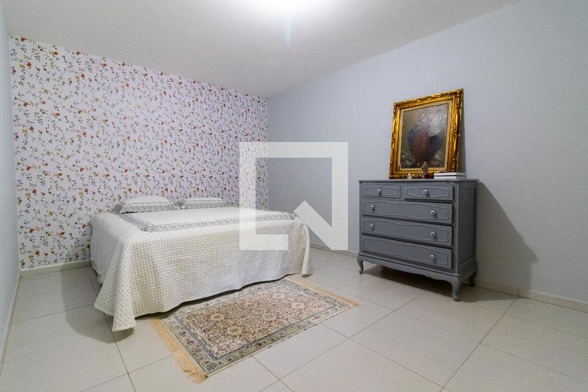 Casa à Venda - Res. Parque dos Alecrins, 2 Quartos,  200 m2 em , Campinas - sp | SoloBR