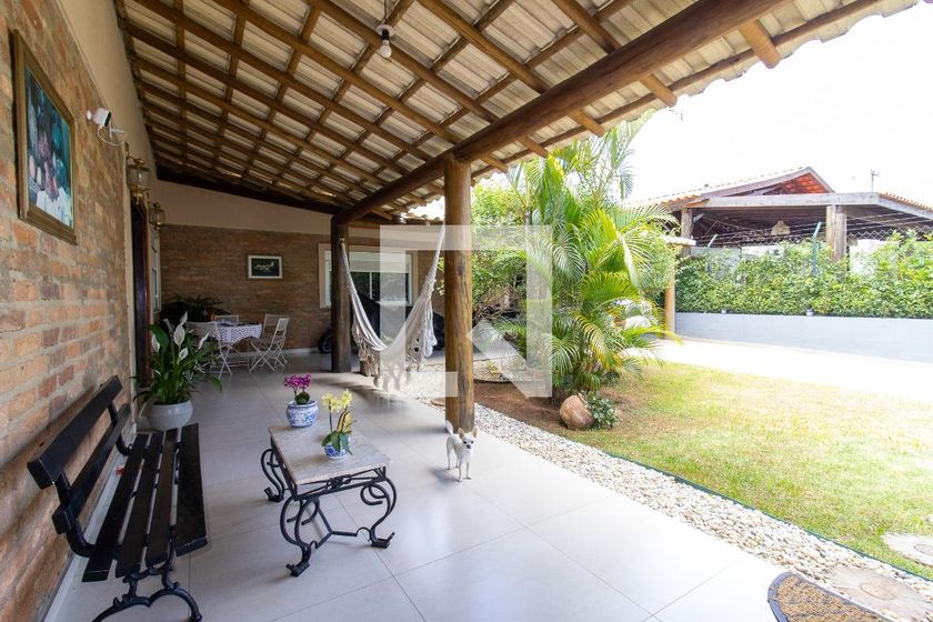 Casa à Venda - Res. Parque dos Alecrins, 3 Quartos,  250 m2 em , Campinas - sp | SoloBR