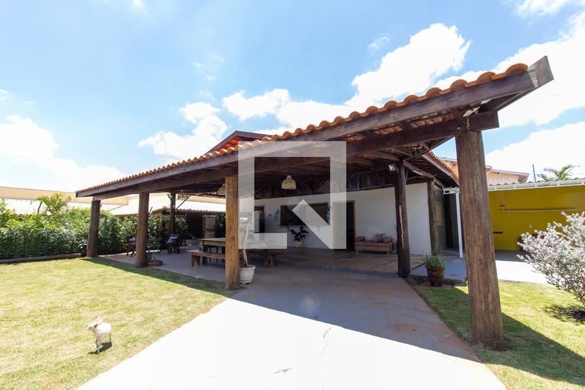 Casa à Venda - Res. Parque dos Alecrins, 3 Quartos,  250 m2 em , Campinas - sp | SoloBR