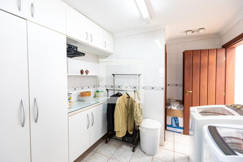 Casa à Venda - Mansões Santo Antônio, 4 Quartos,  350 m2 em , Campinas - sp | SoloBR