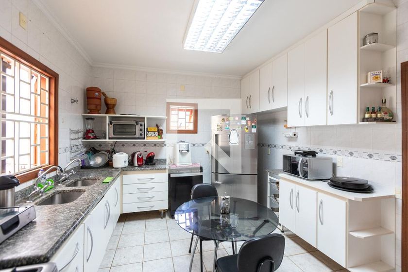 Casa à Venda - Mansões Santo Antônio, 4 Quartos,  350 m2 em , Campinas - sp | SoloBR