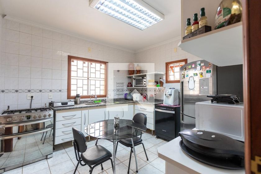 Casa à Venda - Mansões Santo Antônio, 4 Quartos,  350 m2 em , Campinas - sp | SoloBR