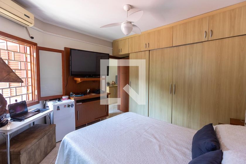 Casa à Venda - Mansões Santo Antônio, 4 Quartos,  350 m2 em , Campinas - sp | SoloBR