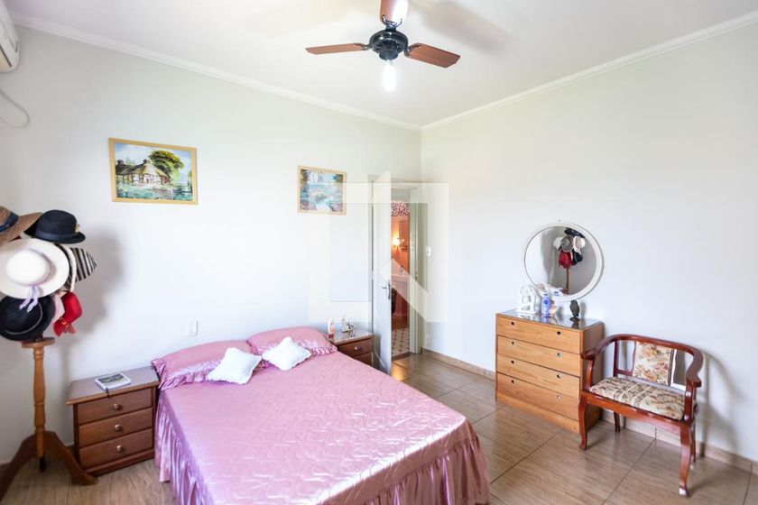 Casa à Venda - Taquaral, 3 Quartos,  360 m2 em , Campinas - sp | SoloBR