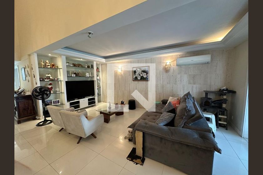 Casa, 4 quartos, 709 m² - Foto 1