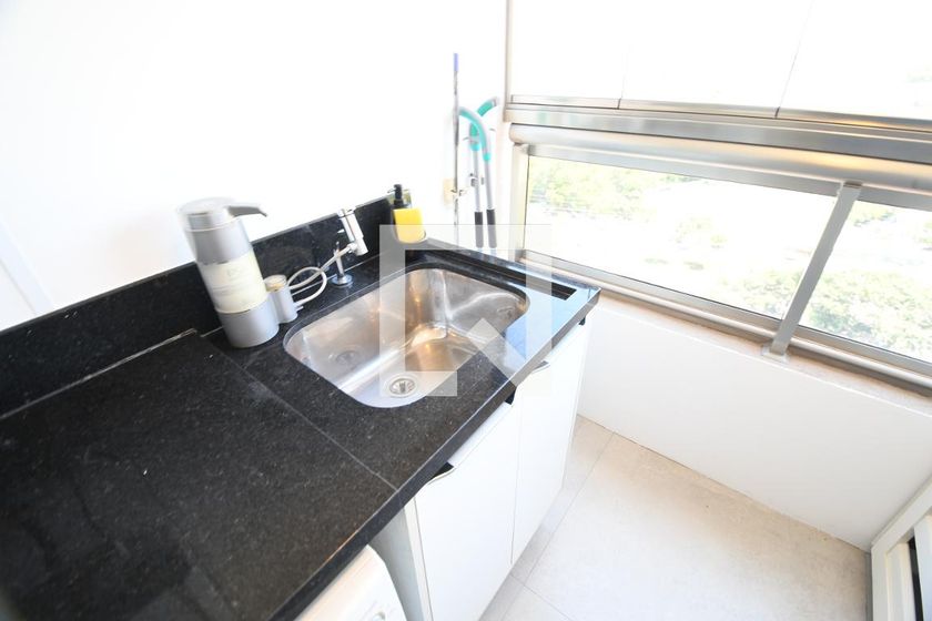Apartamento à Venda - Cambuí, 1 Quarto,  70 m2 em , Campinas - sp | SoloBR