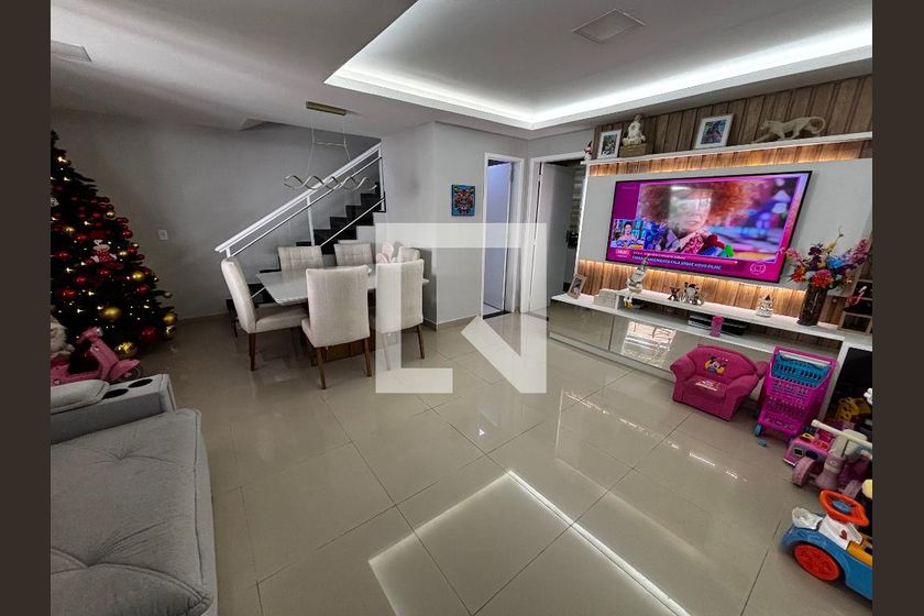 Casa, 2 quartos, 245 m² - Foto 2