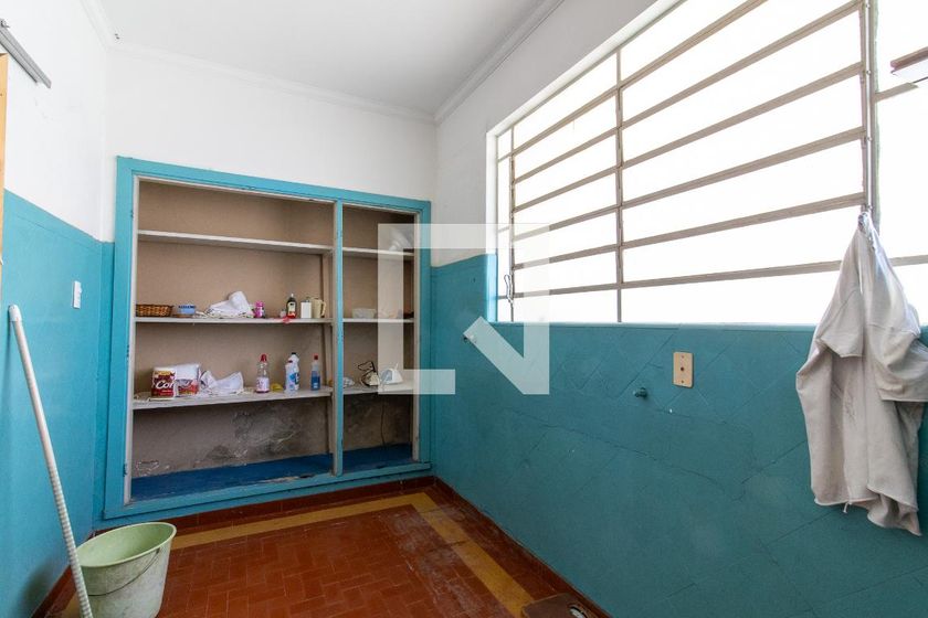 Casa à Venda - Taquaral, 2 Quartos,  500 m2 em , Campinas - sp | SoloBR