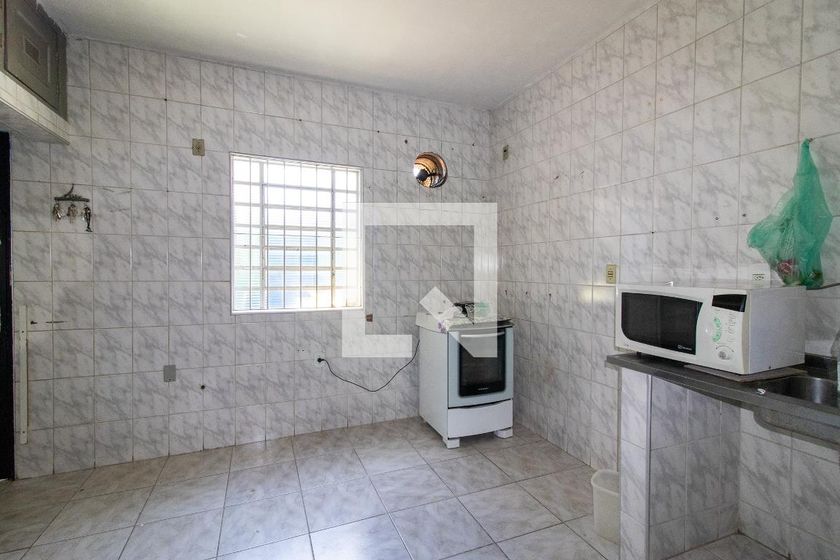 Casa à Venda - Taquaral, 2 Quartos,  500 m2 em , Campinas - sp | SoloBR