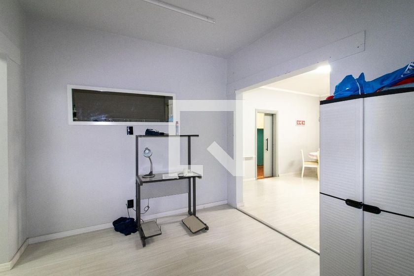 Casa à Venda - Taquaral, 2 Quartos,  500 m2 em , Campinas - sp | SoloBR