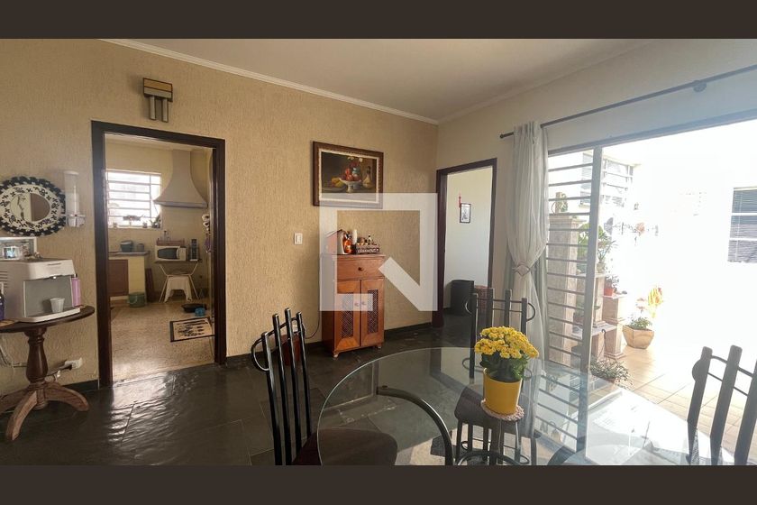 Casa à Venda - Jardim Chapadão, 5 Quartos,  182 m2 em , Campinas - sp | SoloBR