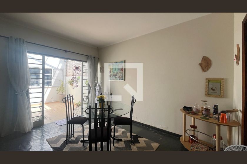 Casa à Venda - Jardim Chapadão, 5 Quartos,  182 m2 em , Campinas - sp | SoloBR