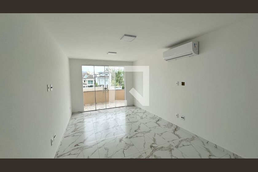 Casa, 5 quartos, 300 m² - Foto 31