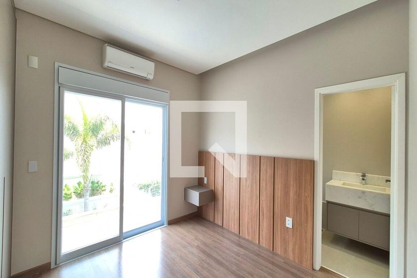 Casa à Venda - Swiss Park, 3 Quartos,  249 m2 em , Campinas - sp | SoloBR
