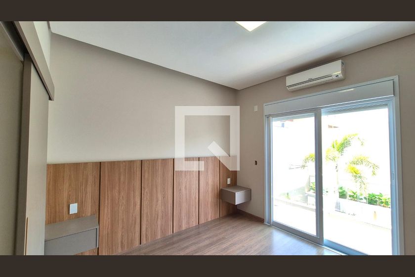 Casa à Venda - Swiss Park, 3 Quartos,  249 m2 em , Campinas - sp | SoloBR