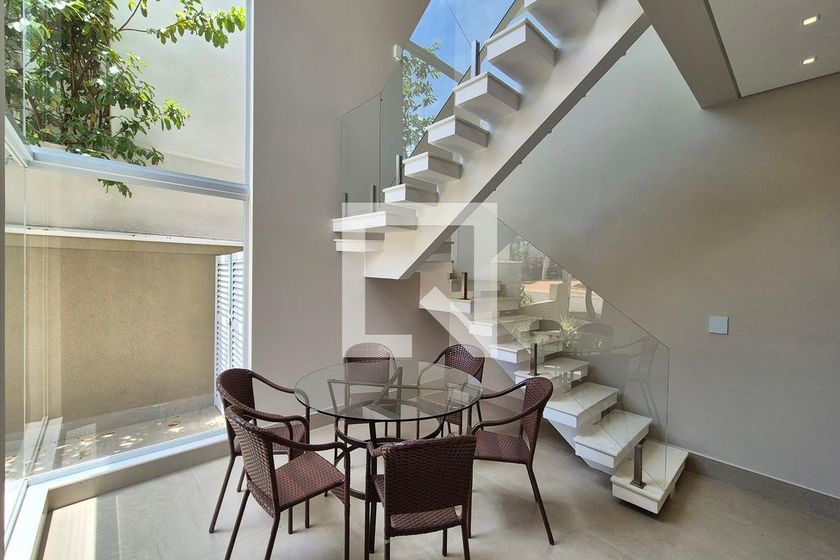 Casa à Venda - Swiss Park, 3 Quartos,  249 m2 em , Campinas - sp | SoloBR