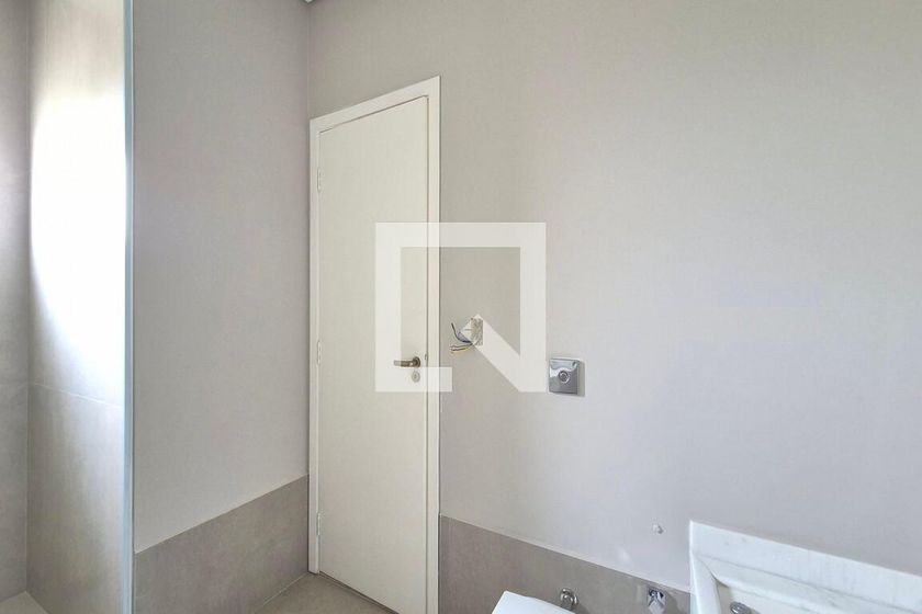 Casa à Venda - Swiss Park, 3 Quartos,  249 m2 em , Campinas - sp | SoloBR