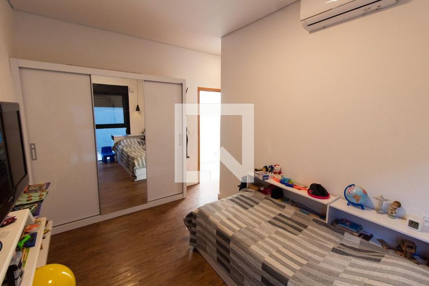 Casa à Venda - Fazenda Santa Cândida, 3 Quartos,  253 m2 em , Campinas - sp | SoloBR