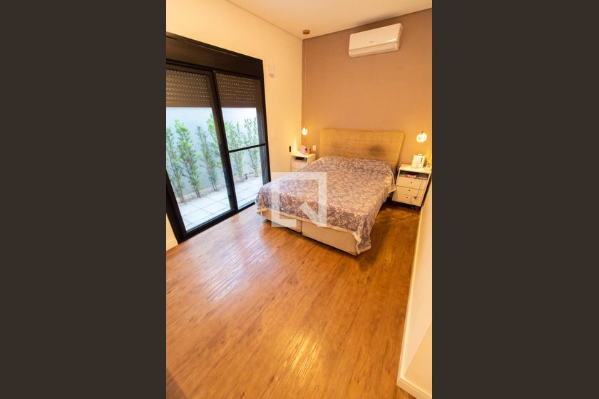 Casa à Venda - Fazenda Santa Cândida, 3 Quartos,  253 m2 em , Campinas - sp | SoloBR