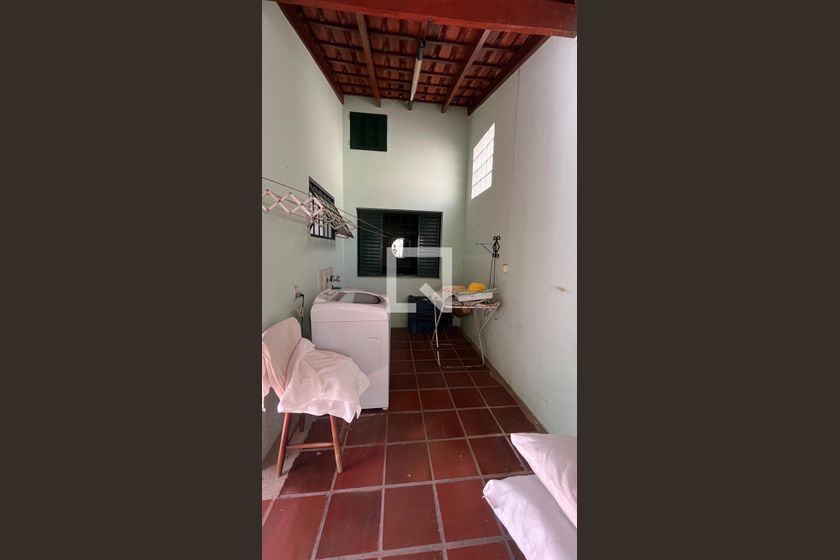 Casa à Venda - Taquaral, 2 Quartos,  144 m2 em , Campinas - sp | SoloBR