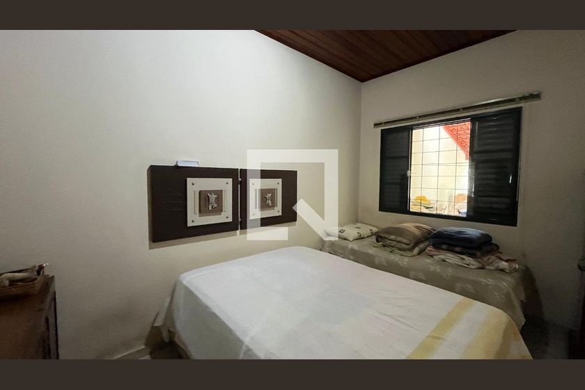 Casa à Venda - Taquaral, 2 Quartos,  144 m2 em , Campinas - sp | SoloBR