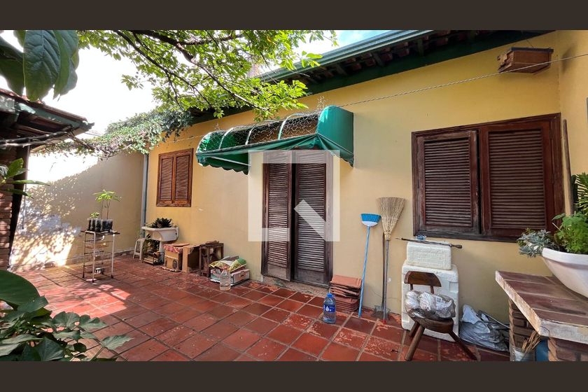 Casa à Venda - Taquaral, 2 Quartos,  144 m2 em , Campinas - sp | SoloBR