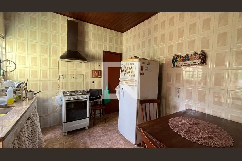 Casa à Venda - Taquaral, 2 Quartos,  144 m2 em , Campinas - sp | SoloBR