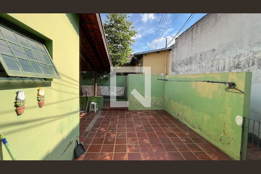 Casa à Venda - Taquaral, 2 Quartos,  144 m2 em , Campinas - sp | SoloBR